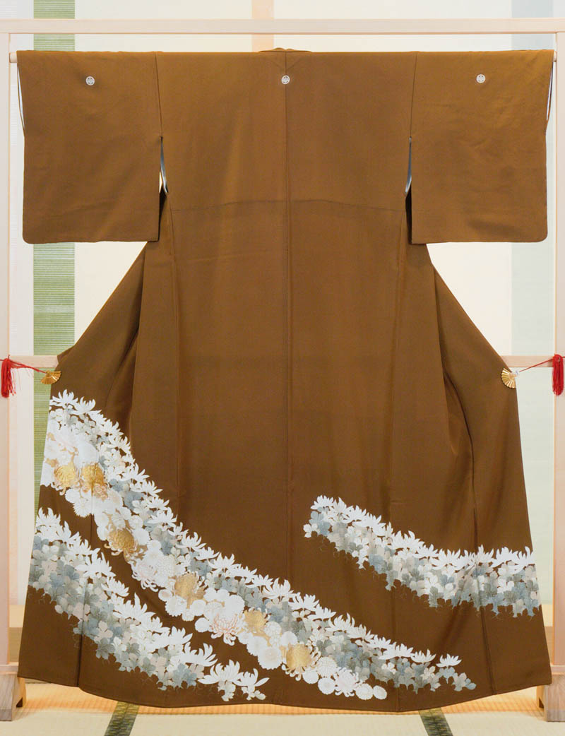 茶色地花の舞